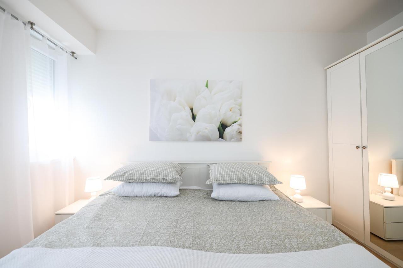 Cozy Niko Apartment - Private Parking And Balcony 扎达尔 外观 照片