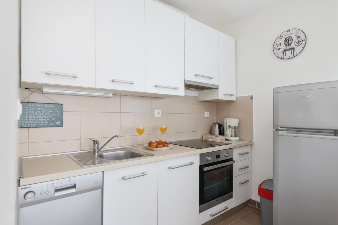 Cozy Niko Apartment - Private Parking And Balcony 扎达尔 外观 照片