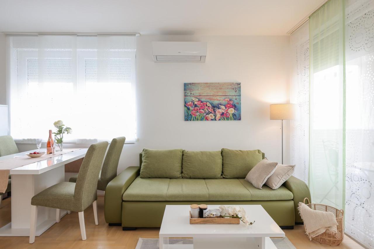 Cozy Niko Apartment - Private Parking And Balcony 扎达尔 外观 照片